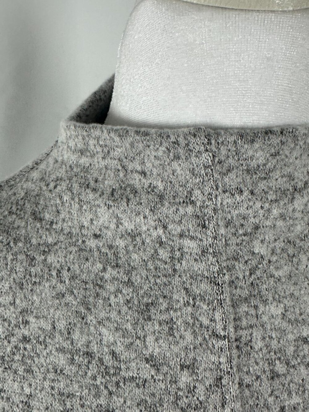 NLT Heather Gray Mock Neck Top – Small – NWOT - Picture 4 of 10